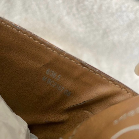 Born b.o.c. Oil Tanned Leather Clogs Mules Heels Brown 6 - Picture 10 of 12